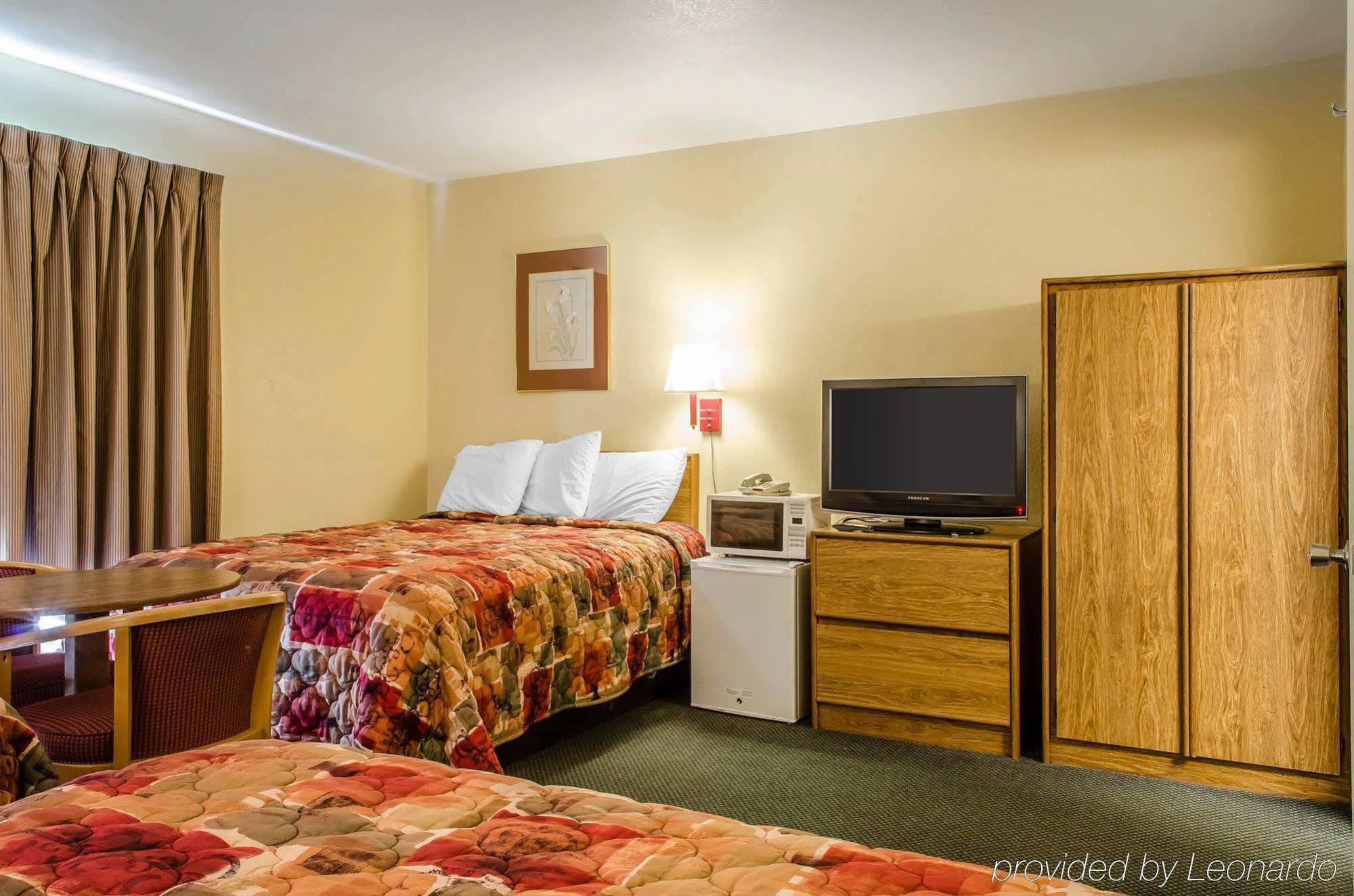 Relax Inn Lewisburg Exterior foto